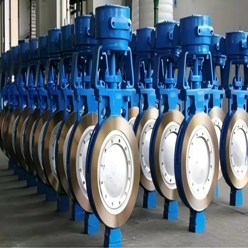 Bidirectional pressure butterfly valve, butterfly valve